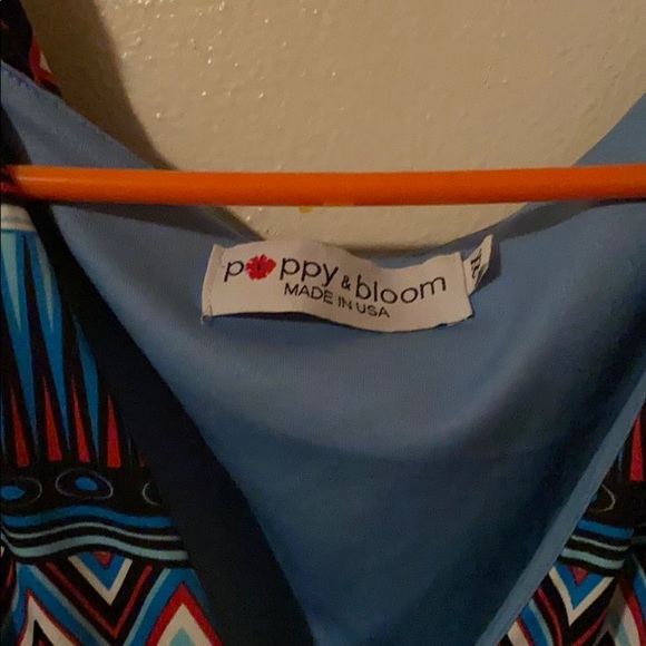 Patterned red/blue dress short sleeve - Picture 3 of 4